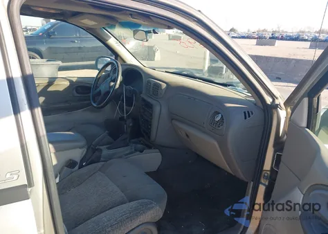 2002 Chevrolet Trailblazer Ls z USA, uszkodzony, nr VIN 1GNDS13S222225680